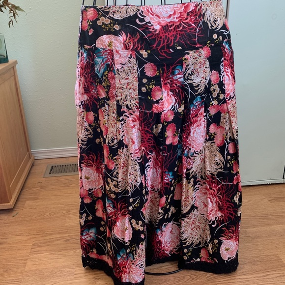 prairie boho midi skirt with black floral, XL - Picture 1 of 5